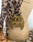 3 Horseshoes in Horseshoe 2 with Cheetah Scarf