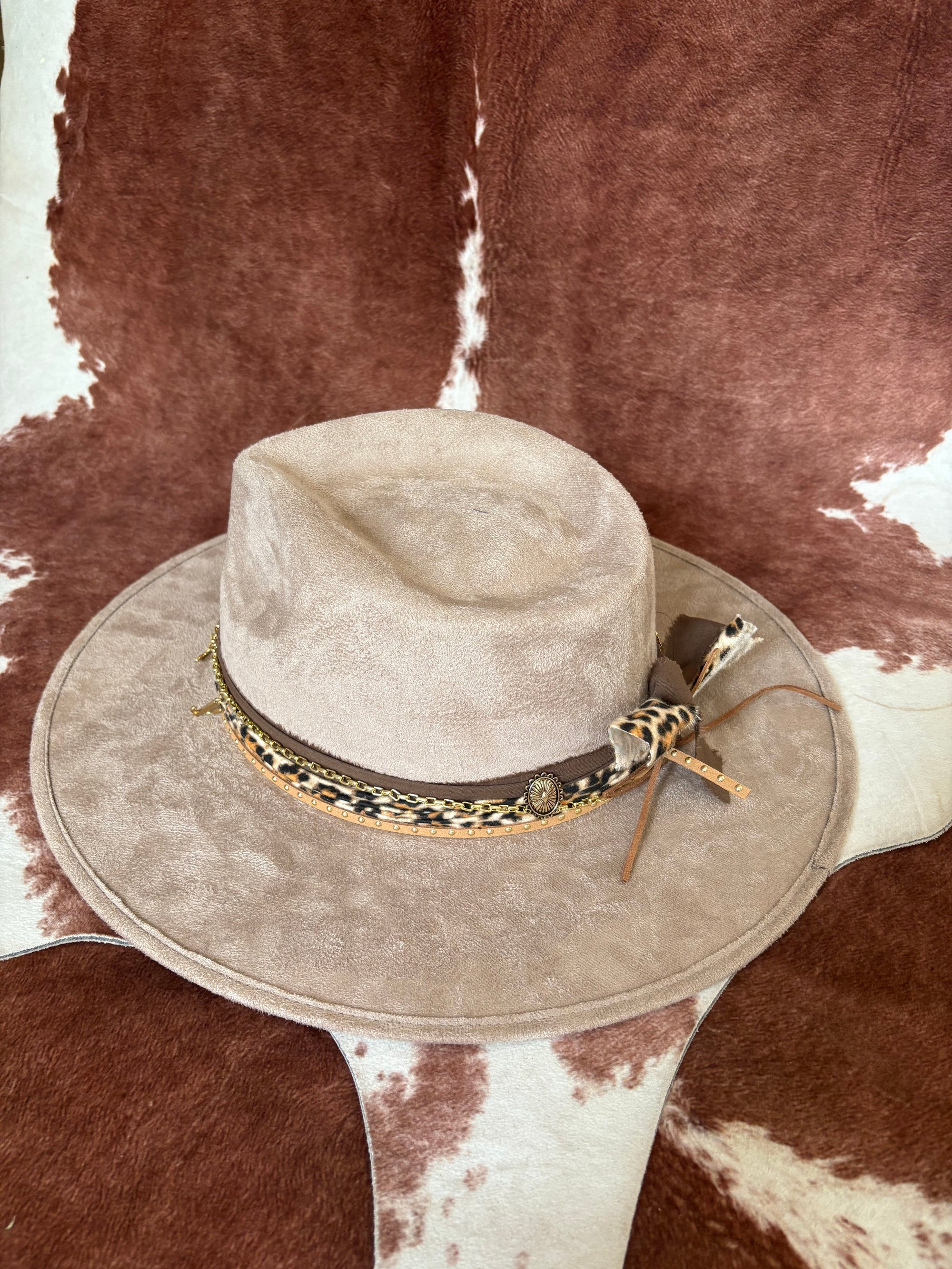 Premade Sand Hat