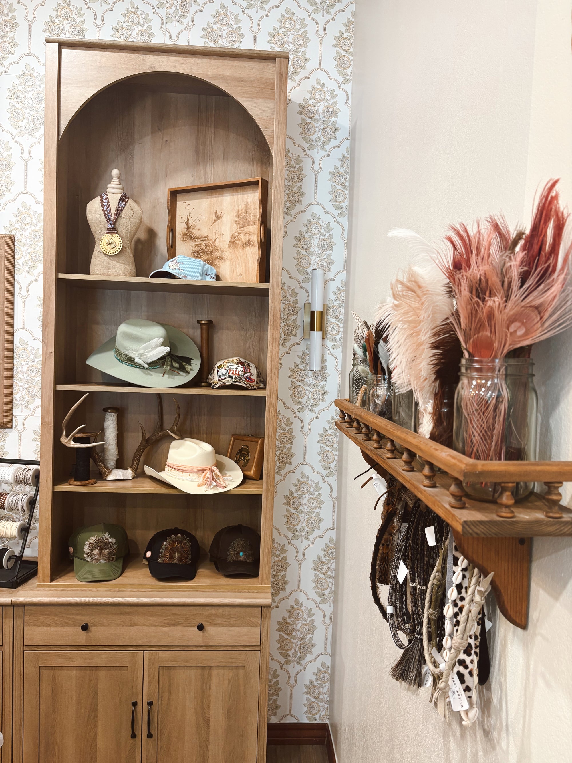 Hat Room Reservation